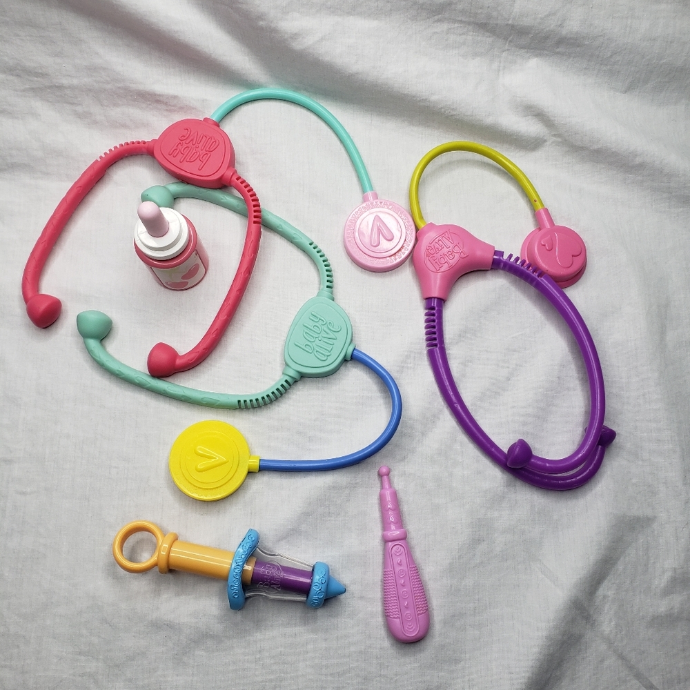 Six Baby Alive Pretend Medical Toys
